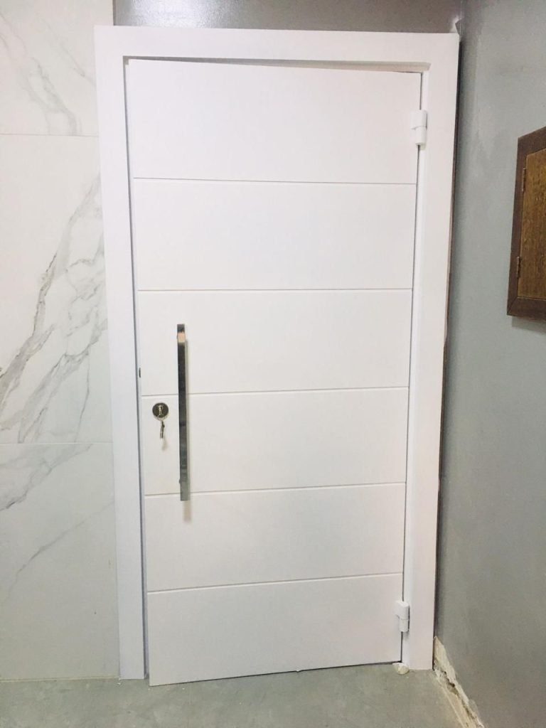 porta blindada residencial